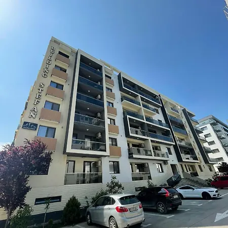 Apartment Building Stefan Mamaia Nord