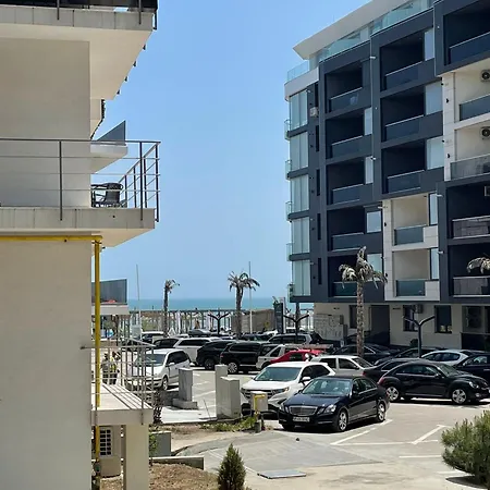 Building Stefan Mamaia Nord Apartment Navodari